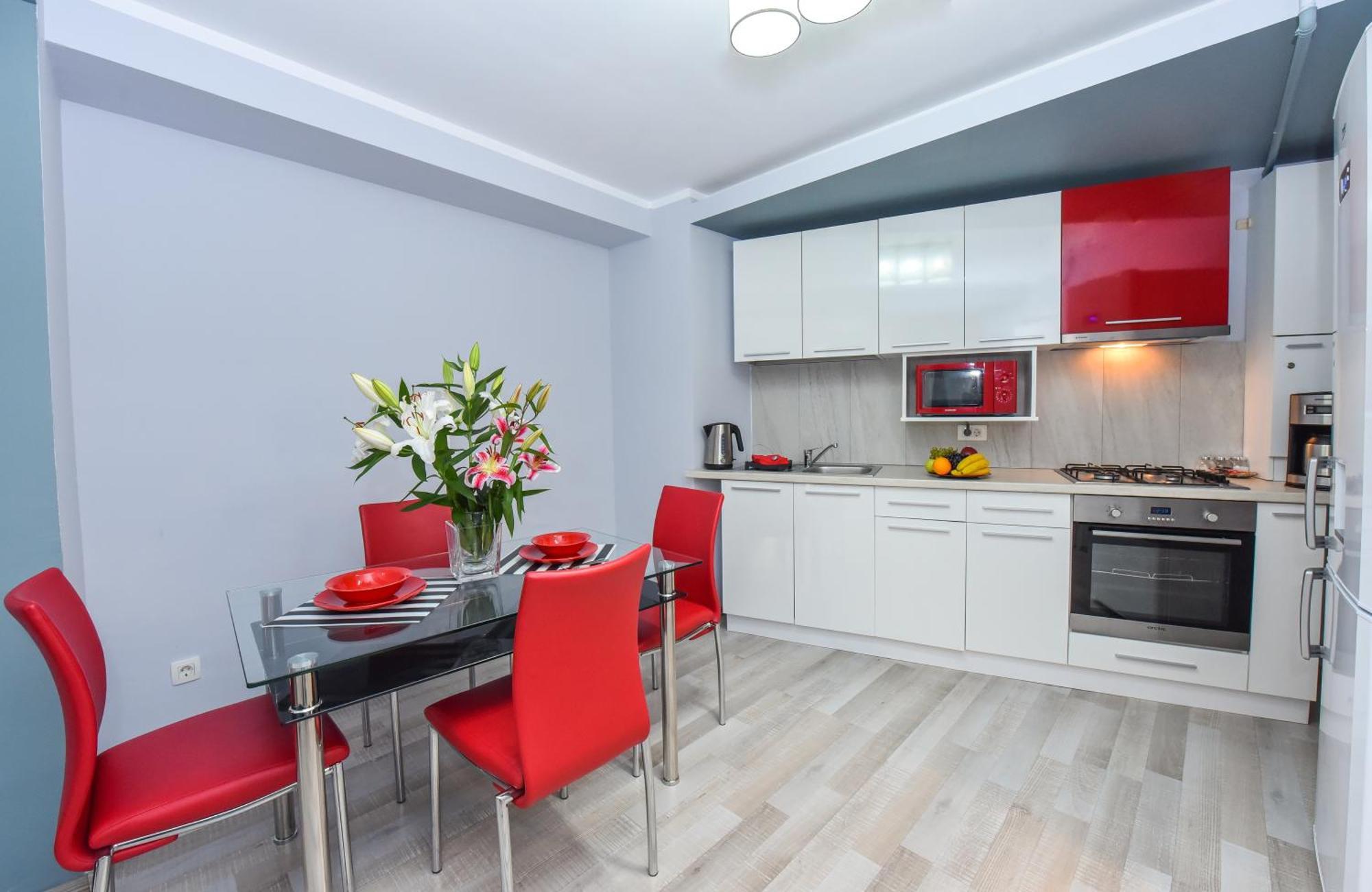Dracula Adventure Tours Accommodation Boekarest Buitenkant foto