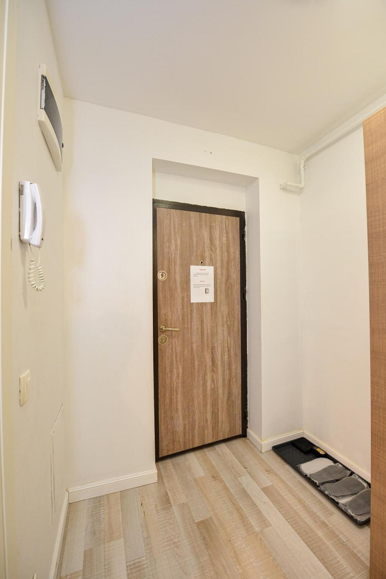 Dracula Adventure Tours Accommodation Boekarest Buitenkant foto