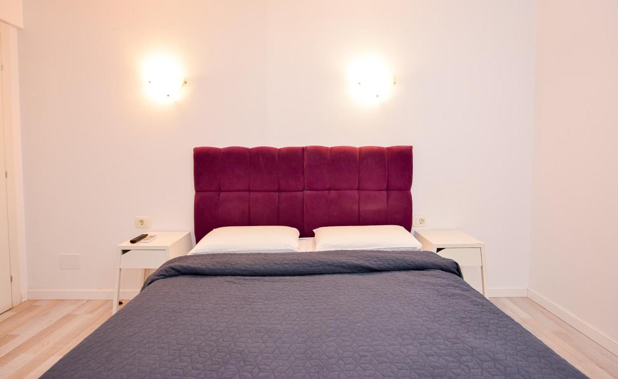 Dracula Adventure Tours Accommodation Boekarest Buitenkant foto