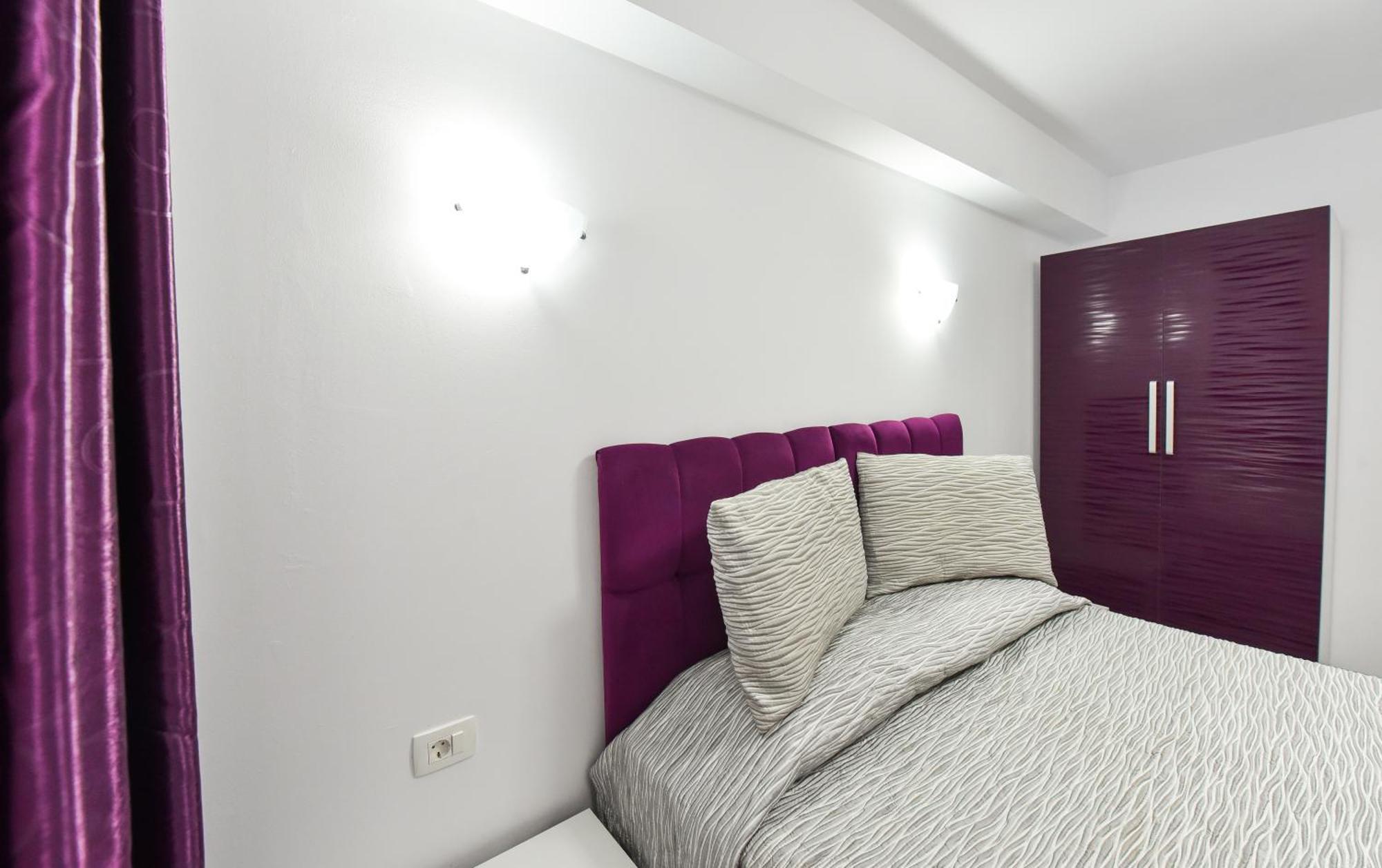 Dracula Adventure Tours Accommodation Boekarest Buitenkant foto