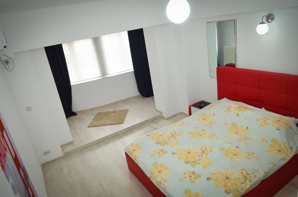 Dracula Adventure Tours Accommodation Boekarest Buitenkant foto